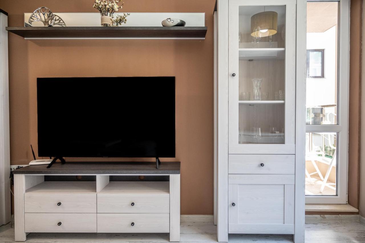 Elegant Spotless Apartment In Sofia Center Kültér fotó